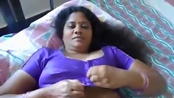 Sexy Housewife Muskan Rani'S Mature Performance In Bengali Mp4