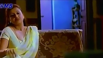 Sizzling Mature Indian Woman With Large Natural Breasts