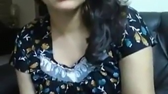 Indian Mature Woman With Large Breasts Engages In Video Call With Her Partner, Featuring Intense Kissing, Oral Pleasure, And Vaginal Penetration