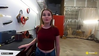 Busty Blonde Gives A Blowjob And Gets Fucked On The Roadside In Exchange For Repair Services