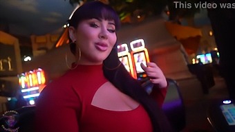 Rencontre Torride De Derea Alexa Avec Gibby Le Clown De L'Hôtel Paris À Las Vegas