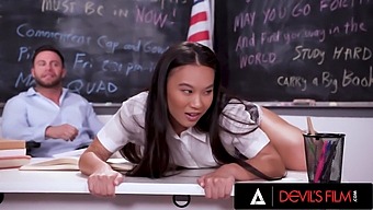 Intense Sex Scene With College Student And Teacher