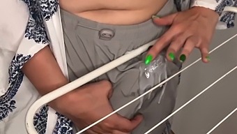 Stepson Witnesses His Stepmother'S Arousal Through Clothes Dryer And Her Large Breasts