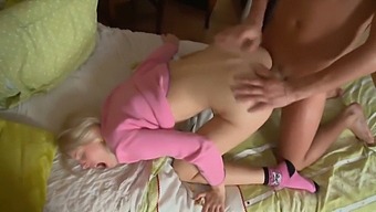 My Stepsister Enters My Room And We Engage In Intense Anal Sex, Causing Her To Climax And Produce Facial Cum